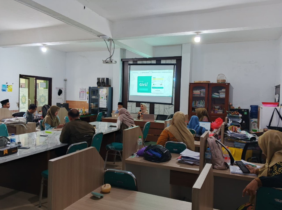 Fakultas Tarbiyah Gelar Rapat Sosialisasi SuperApps Girione