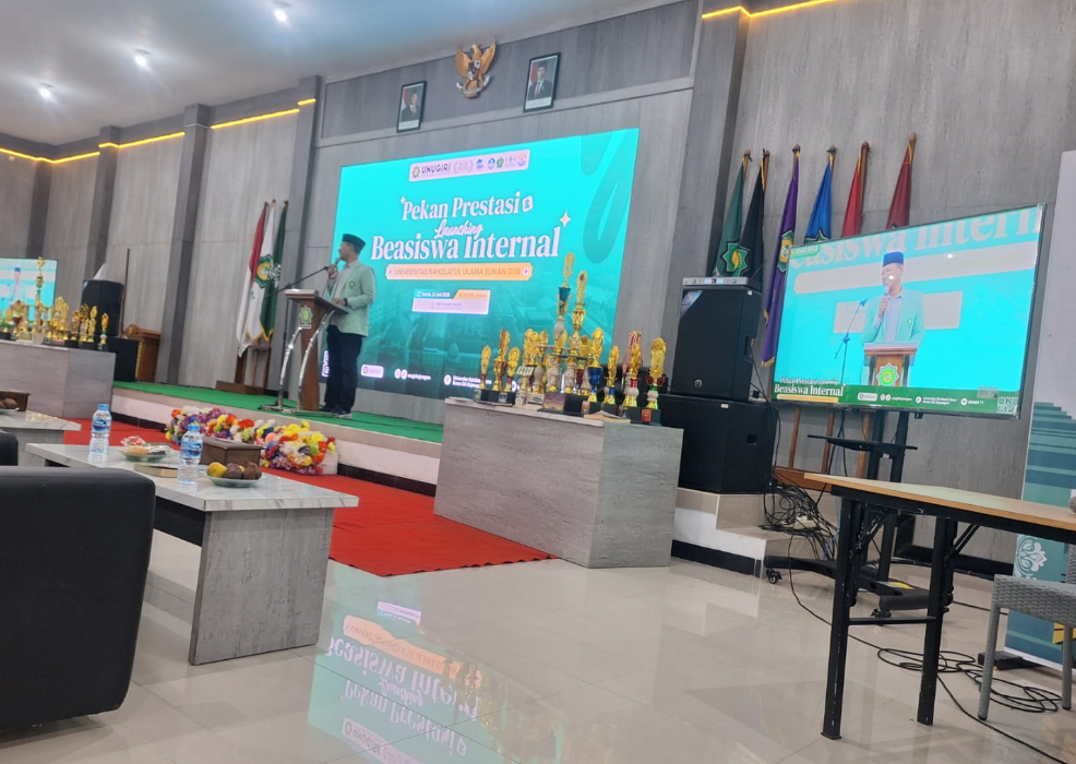 Fakultas Tarbiyah UNUGIRI Hadiri Pekan Prestasi dan Launching Beasiswa Internal UNUGIRI